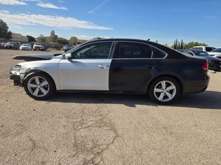 2012 Volkswagen Passat 2.5L SE - Exterior Side Driver Image